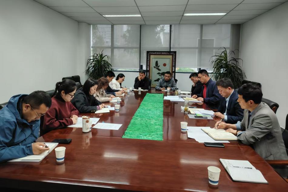 学校召开2025届毕业生就业工作推进会